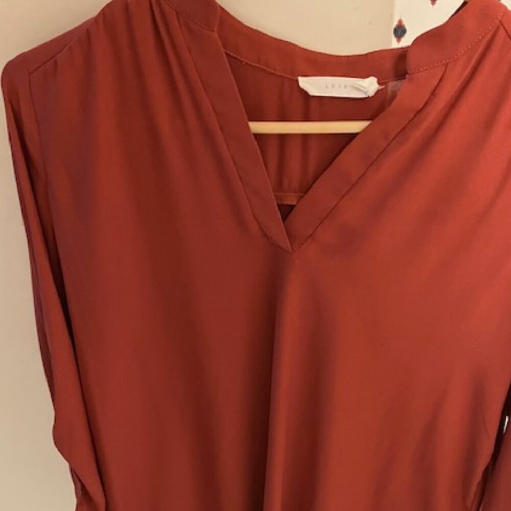 Lush womans dusty rust blouse top shirt